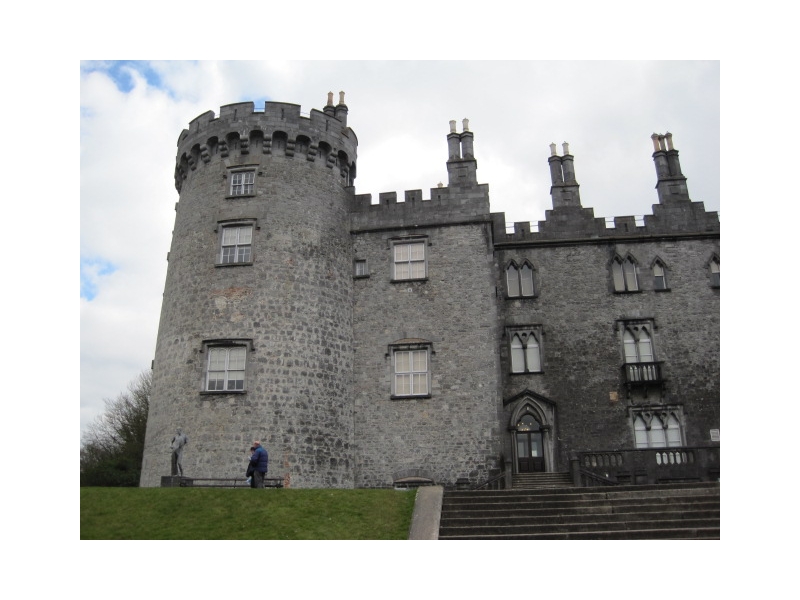 Chauffeur services ireland Kinnity Castle